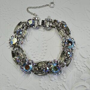 Fabulous Vintage Julana D & E Silver Tone 5 Link Bracelet!